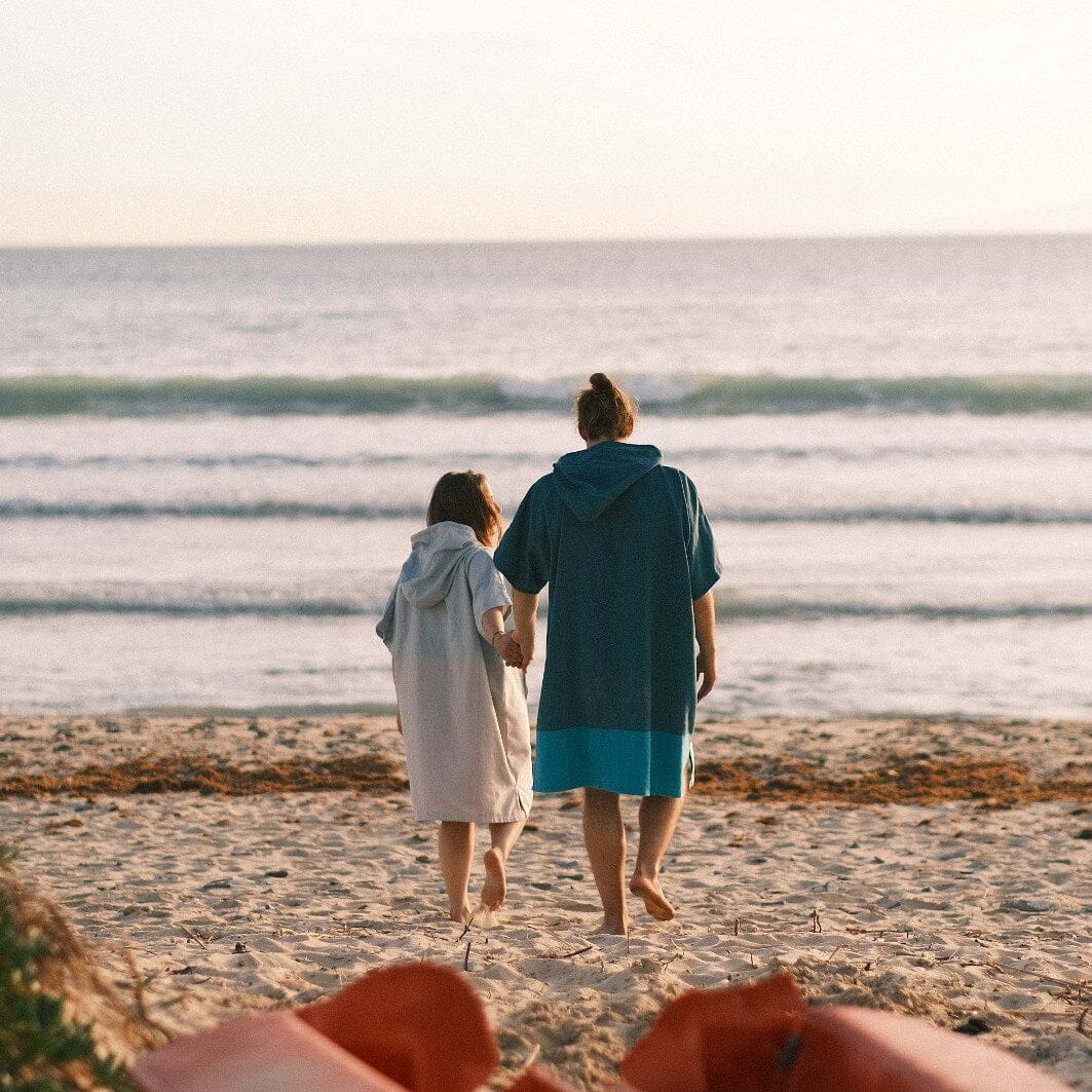 FastLite Poncho One Travel Ponchos WAVE HAWAII